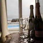 Flaskos Luxury アパートホテル アギオス・ステファノス