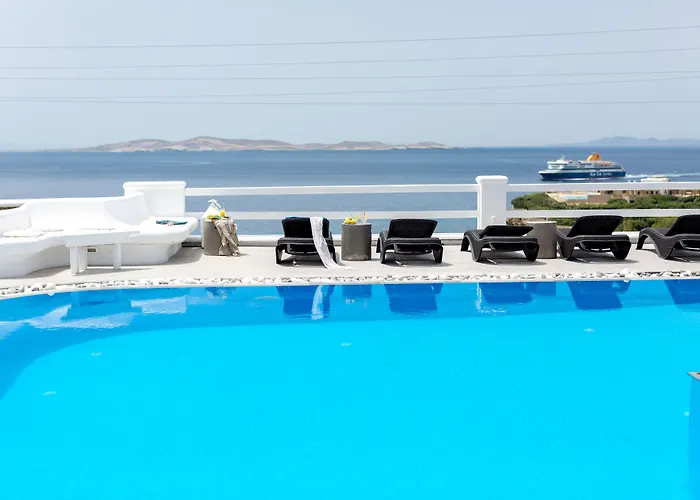 Aparthotel Flaskos Luxury 4*