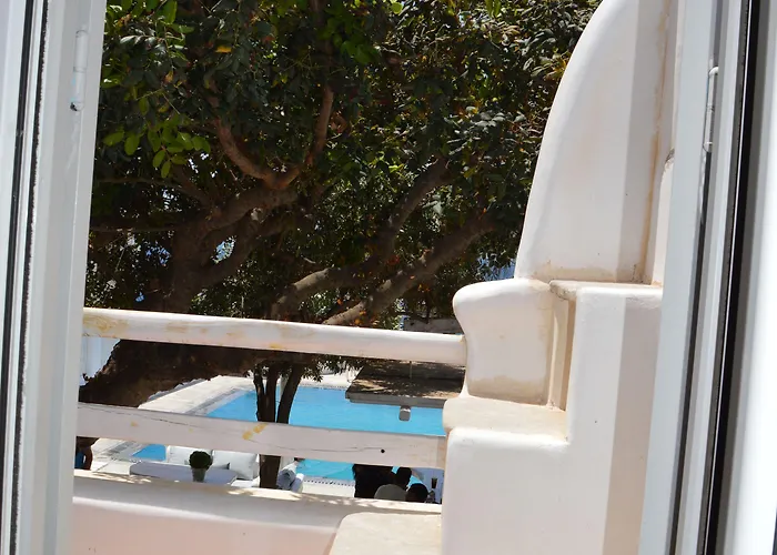 Apartahotel Flaskos Luxury 4*