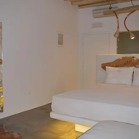 Aparthotel Flaskos Luxury 4*